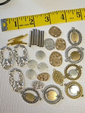 💚4/$10💚 P60 Mixed Metal Jewelry Pieces Assortment - Silver & Gold Tone